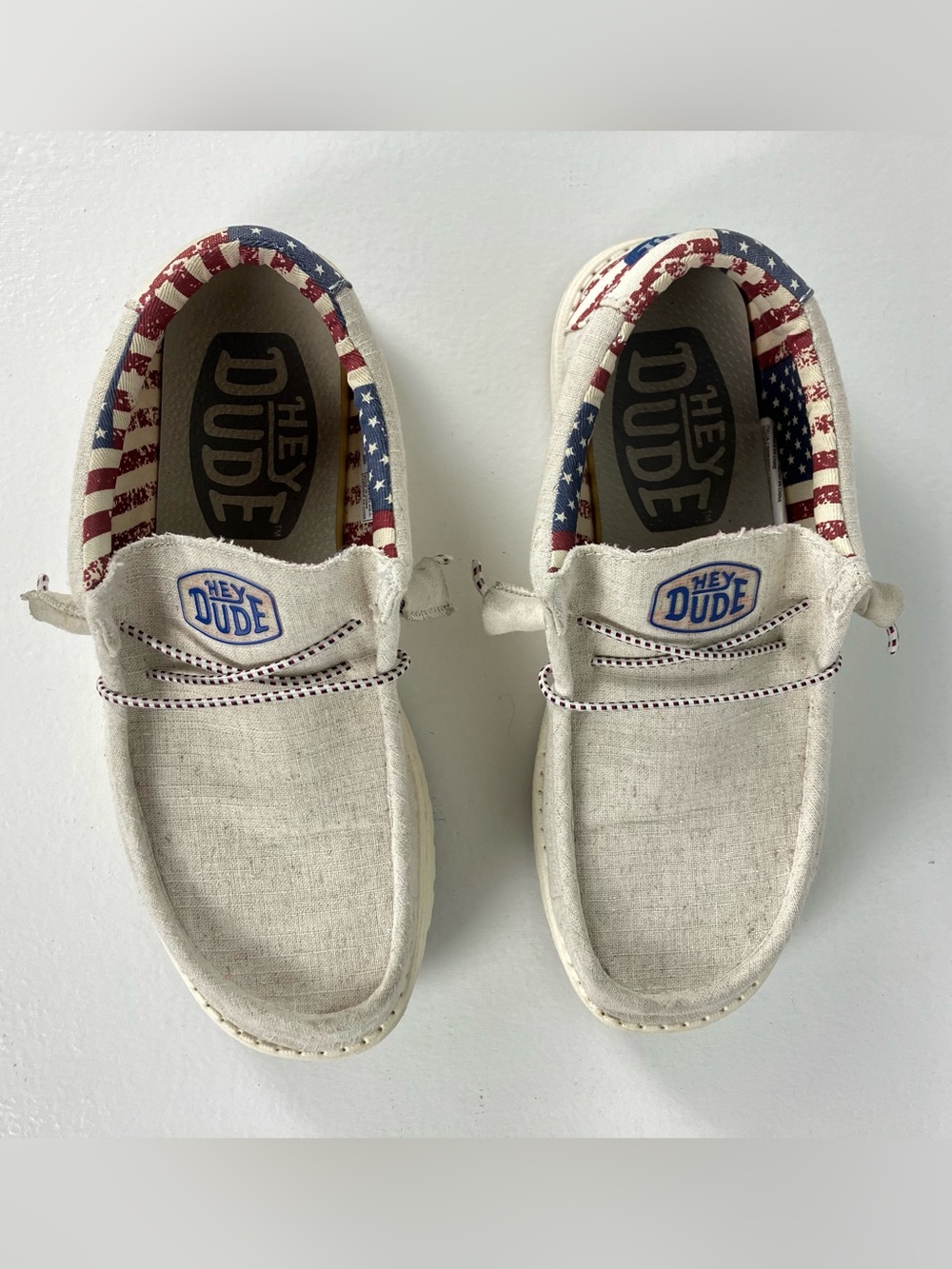 Hey Dude Wally Patriotic Off White USA Flag Loafers Men’s 7 Women’s 9